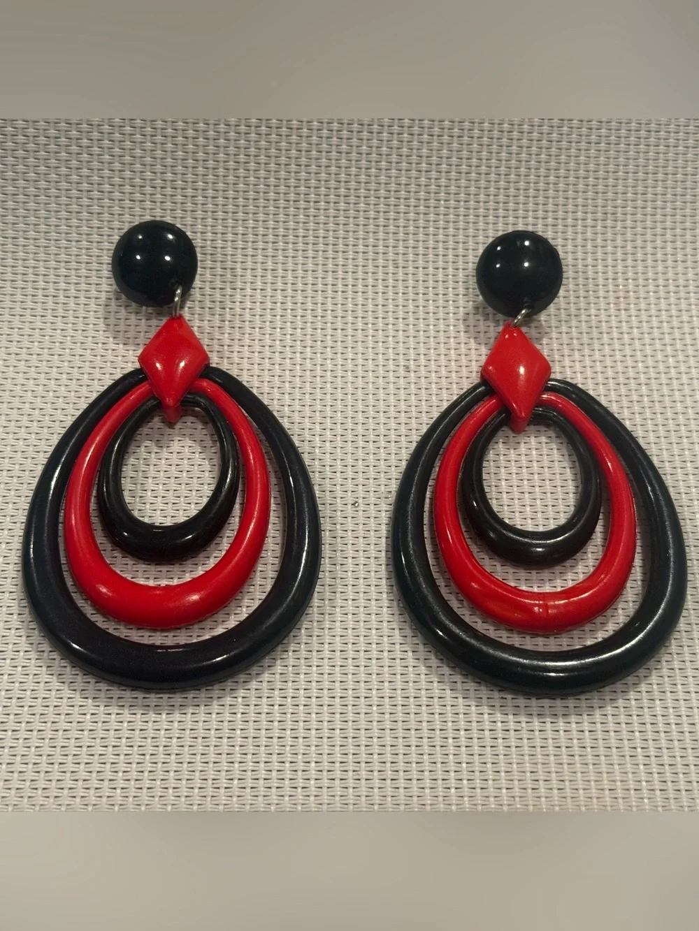 Vintage Red & Black Statement Clip-On Earrings Oversized Geometric Dangle retro